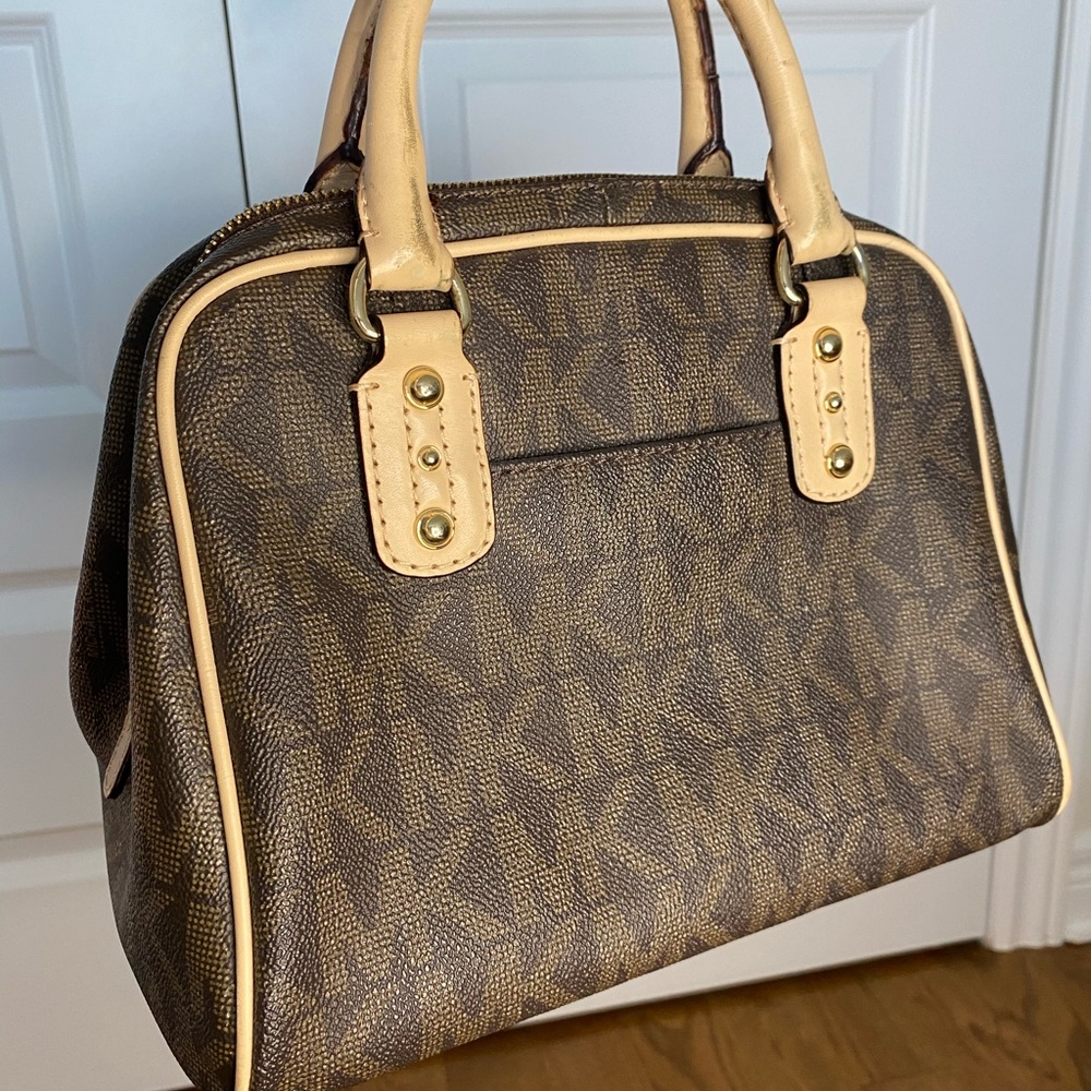 Purse - Picture 3 of 11